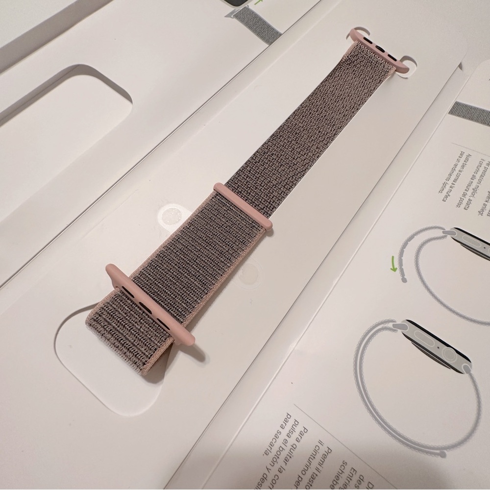 NEW APPLE PINK SAND SPORT LOOP WATCHBAND , Size 44mm